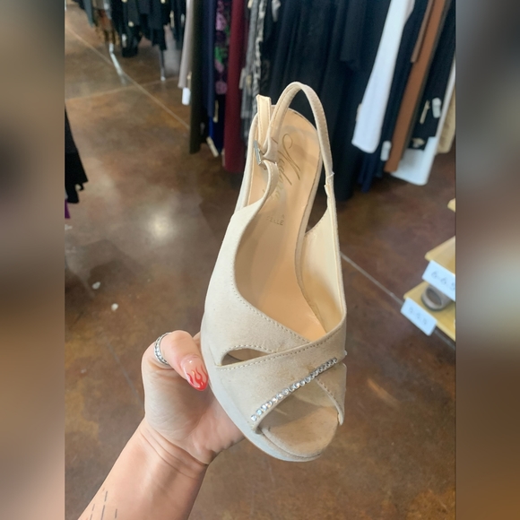 NIB sparkling shoes